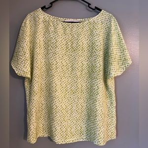 LOFT Green Print Short Sleeve Blouse - size (L)